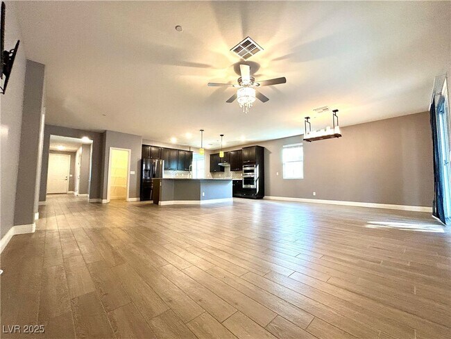 Building Photo - 2927 Ventana Ridge Ave