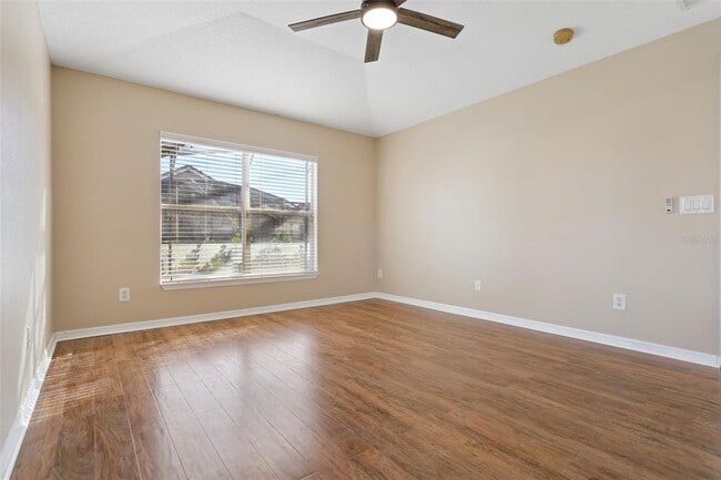 Building Photo - 100 Stella Pass