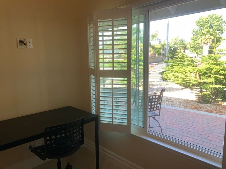 Building Photo - 24151 El Tiradore Cir