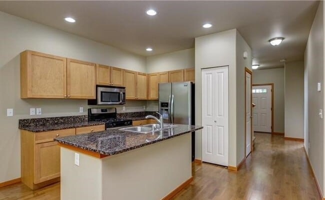 Building Photo - 2081 Calico Loop