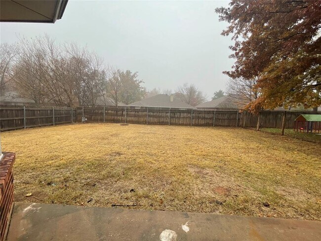 Building Photo - 621 Gyrfalcon Dr