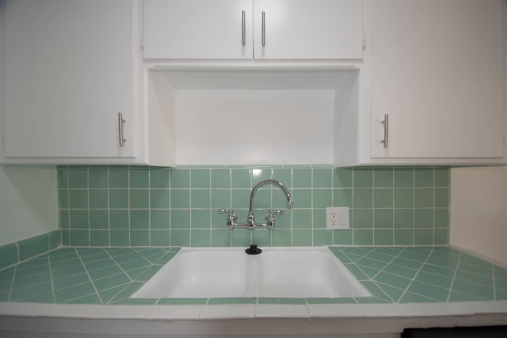 Building Photo - 6260 Colfax Ave