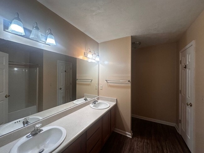 Building Photo - 7206 Jaffrey Ct