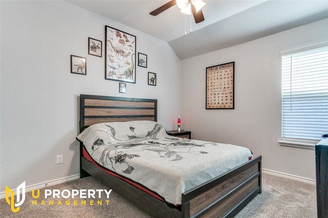 Building Photo - Exceptional 1-Story Home in a Peaceful Com...