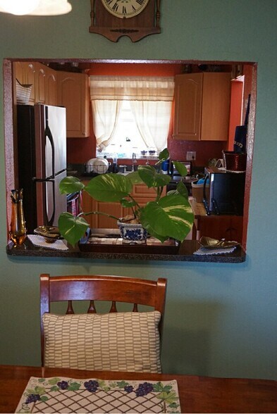 Building Photo - 120 Sparrow Dr