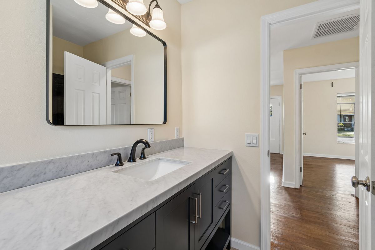 Building Photo - 1101 27th St N