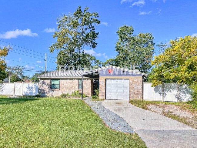 Building Photo - 7600 Pheasant Path Dr