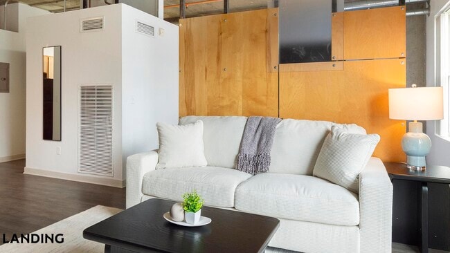 Building Photo - 1451 24th St