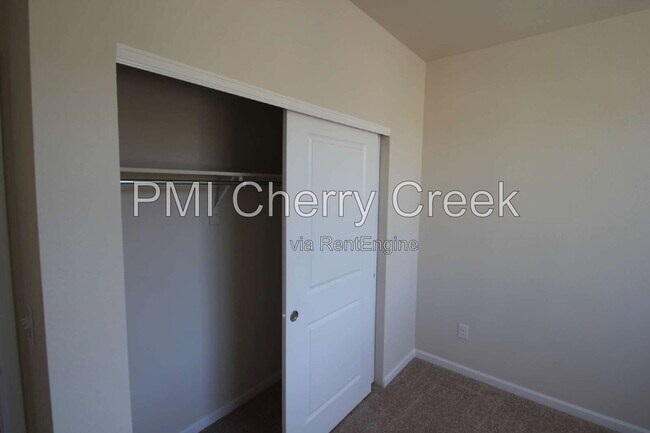 Building Photo - 3324 Youngheart Way