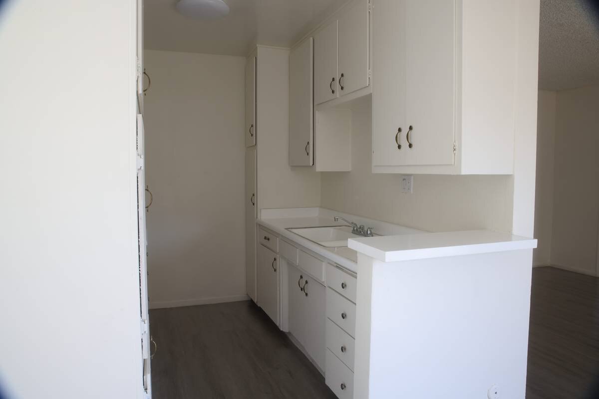 Building Photo - 915 N Wilton Pl
