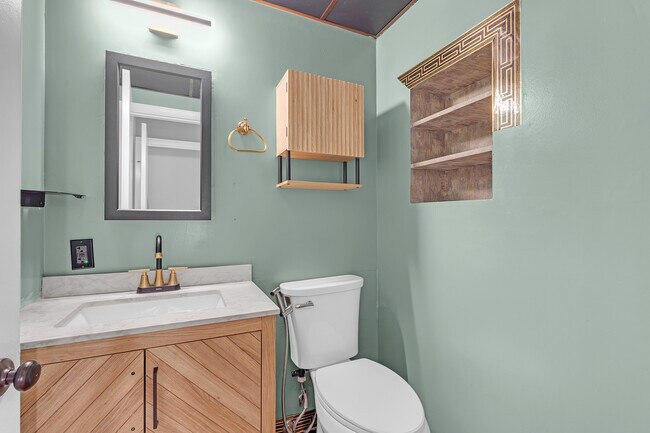 Building Photo - 414 Gainsborough Ct