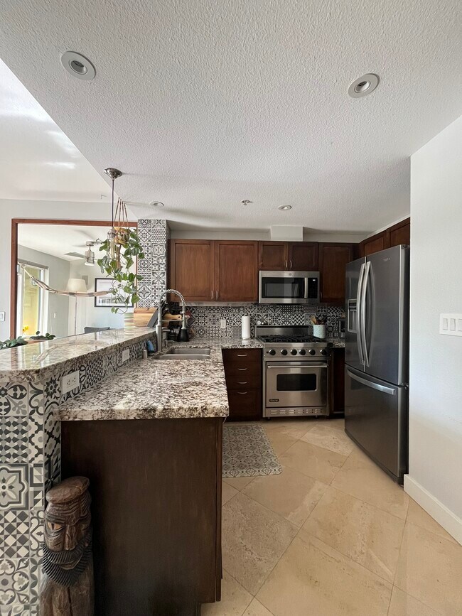 Building Photo - 1277 Kettner Blvd