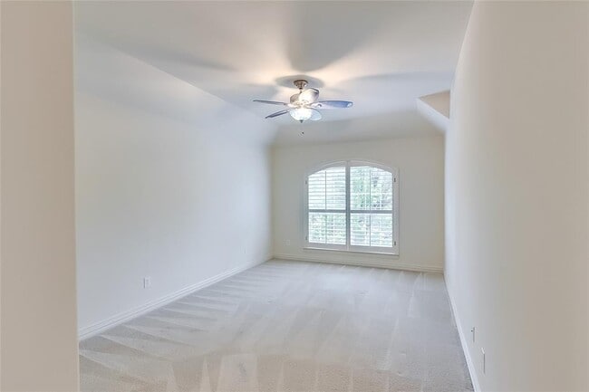 Building Photo - 11608 Spicewood Pkwy