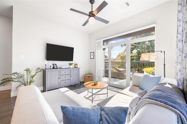 Building Photo - 312 N Henderson Ave