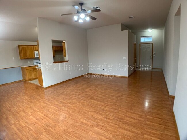 Building Photo - 16229 Everglade Ln