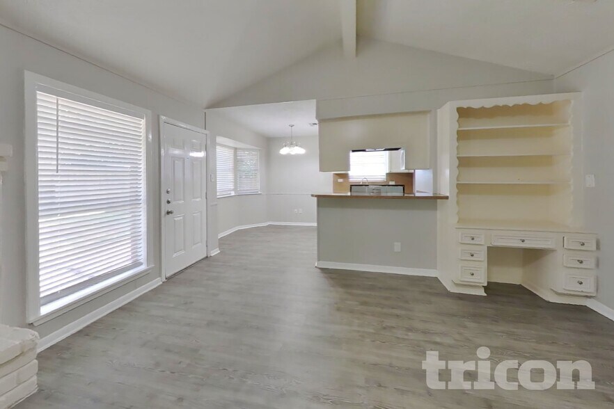 Building Photo - 23115 Earlmist Dr