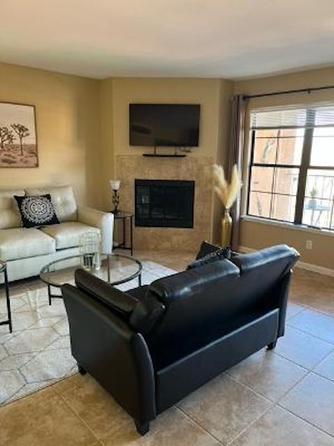 Building Photo - 6651 N Campbell Ave