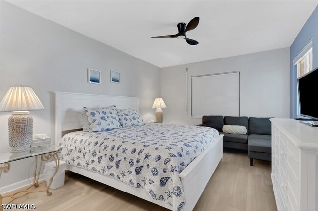 Building Photo - 7400 Estero Blvd