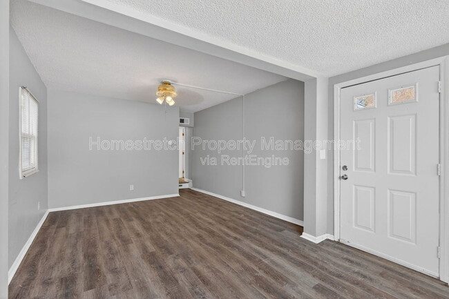 Building Photo - 5459 Hamilton Ave