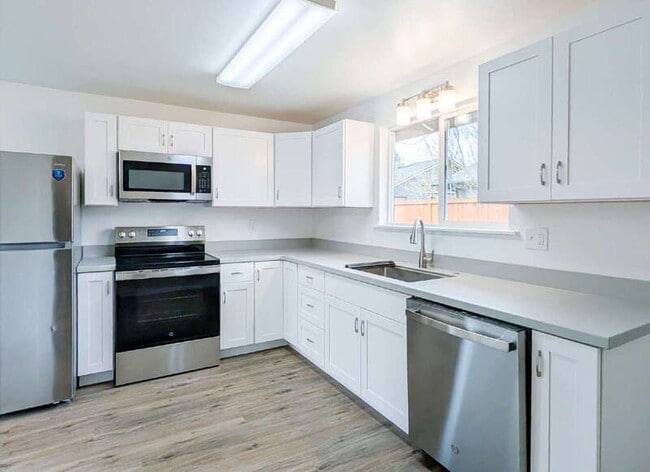 Building Photo - 8026 51st Ave NE