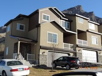 Building Photo - 3 Bed Townhome - Provo's Southeast Bench