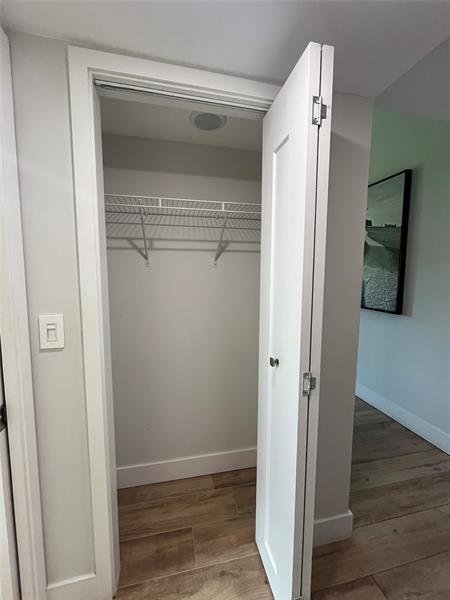 Building Photo - 11863 Wimbledon Cir