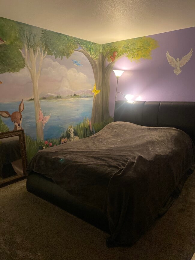 Building Photo - 13730 Mindora Ave