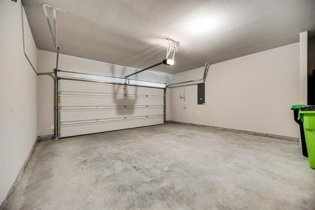 Building Photo - 1401 Thrasher Dr