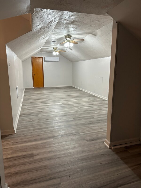 Building Photo - 125 Foxrun