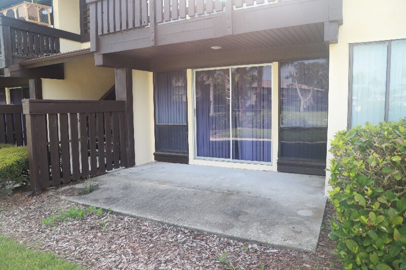 Building Photo - 50 Club House Dr