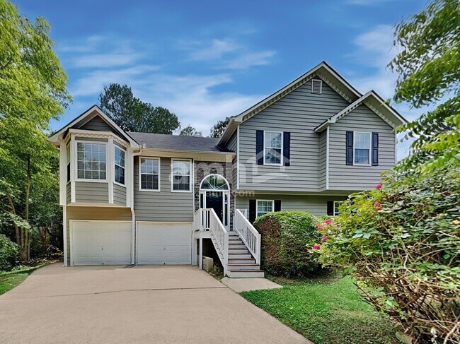 Primary Photo - 502 Silver Maple Ln