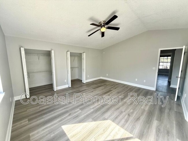 Building Photo - 8758 Huntfield St