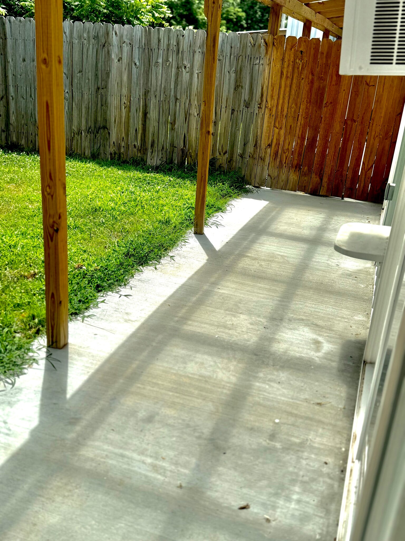 Apt. Covered Patio - 2437 Jaguar Rd