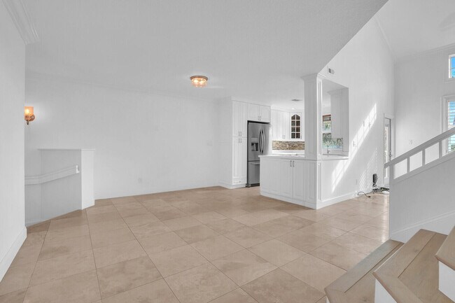 Building Photo - 705 Mainsail Cir