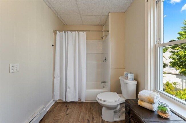 Building Photo - 1165 Chalkstone Ave