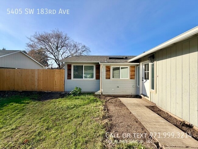 Building Photo - 5405 SW 183rd Ave
