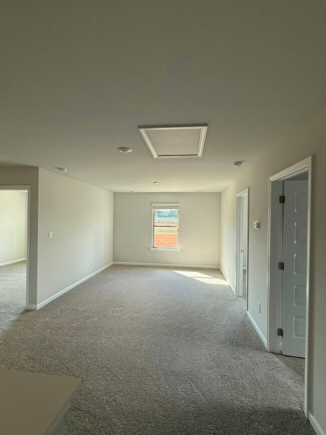 Building Photo - 16626 Maggie Ct