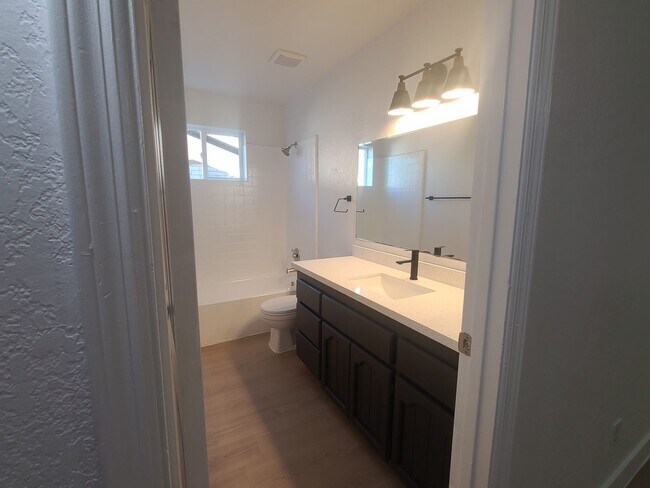 Building Photo - 4532 E Caballero Cir