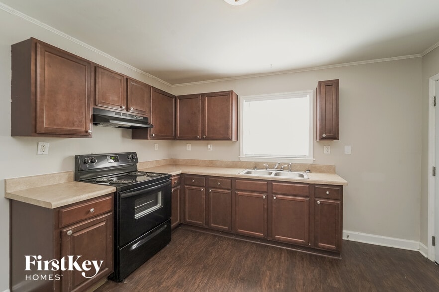 Building Photo - 4721 Morgan St