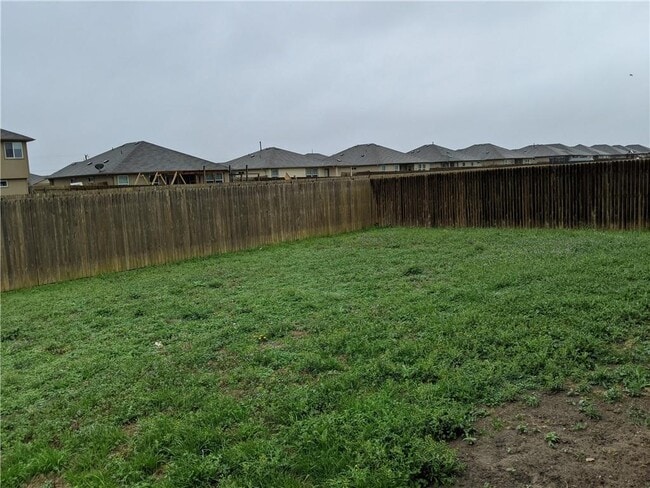 Building Photo - 222 Camellia Dr