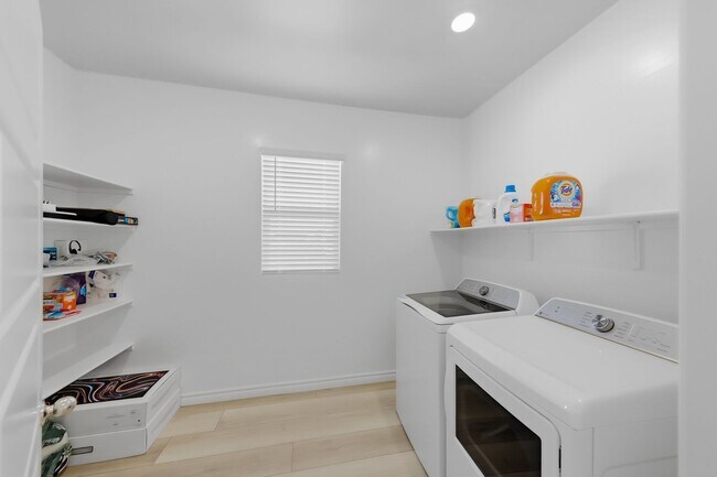 Building Photo - 290 Robson Rdg Ln