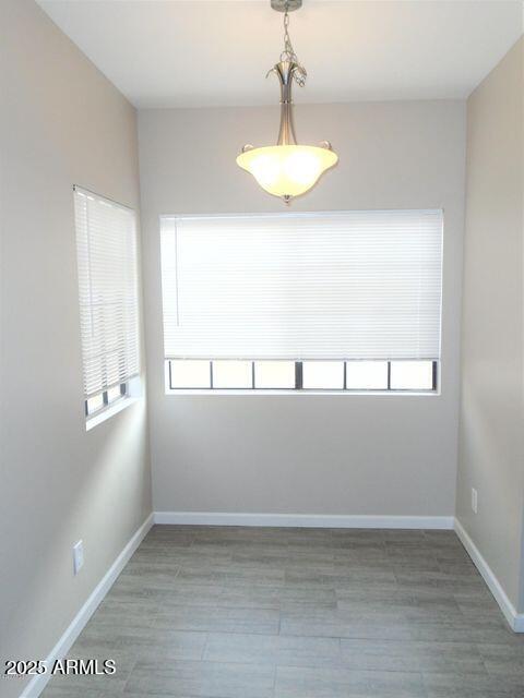 Building Photo - 930 N Mesa Dr