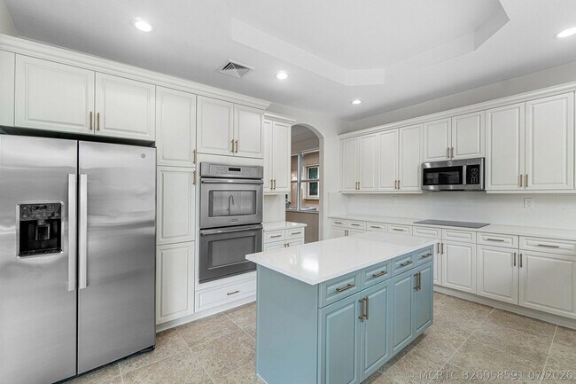 Building Photo - 6641 Conch Ct