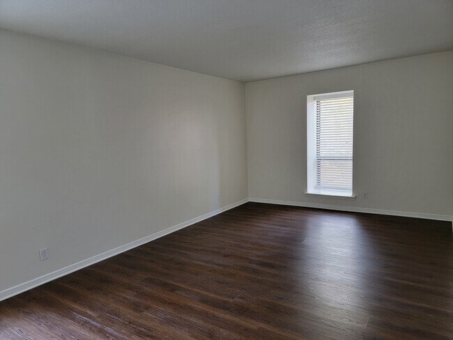 Master Bedroom - 6578 Poplar Woods Cir S