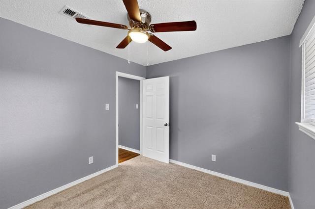 Building Photo - 1902 N Irving Heights Dr