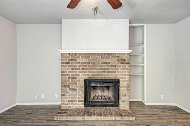 Building Photo - 2106 Nickerson St