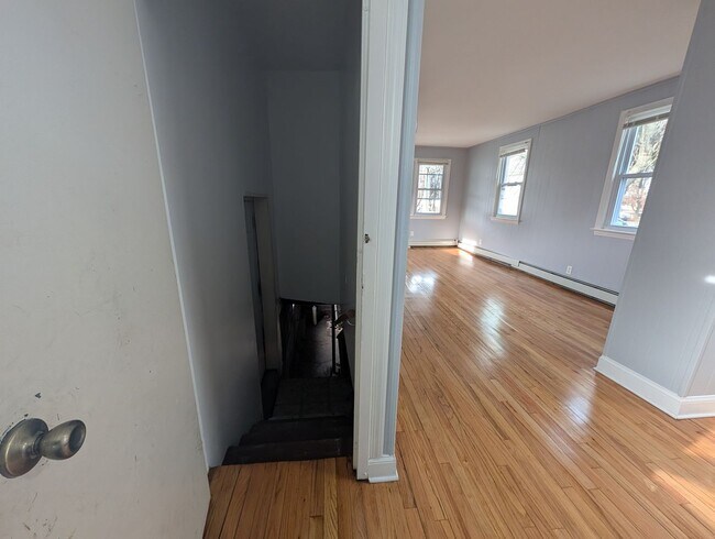 Building Photo - 234 Fisher Ave