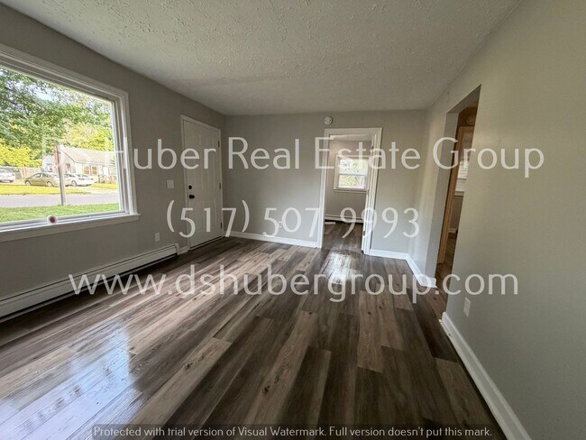 Building Photo - 4927 Starr Ave