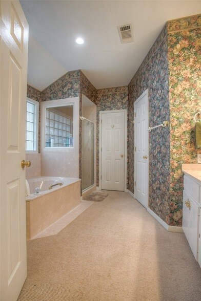 Building Photo - 134 Waters Edge