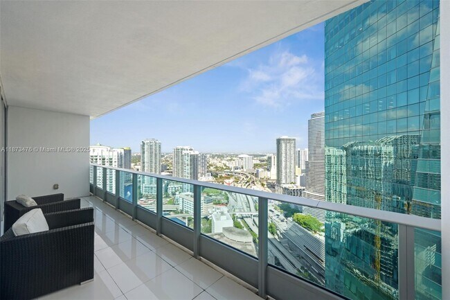 Building Photo - 200 Biscayne Blvd Way